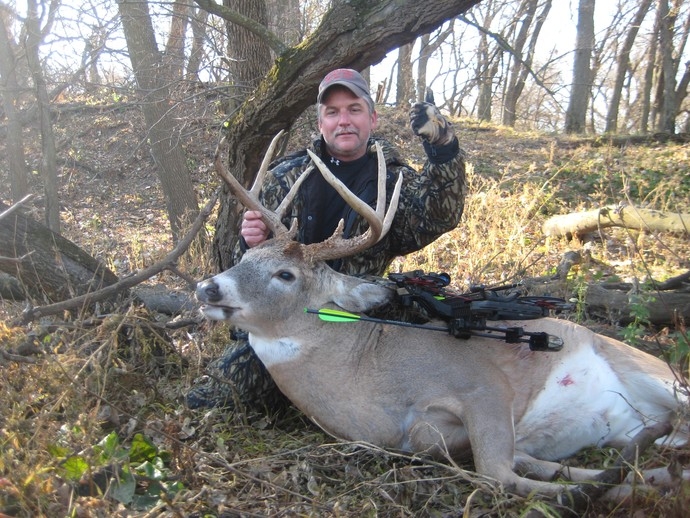Kansas Archery Deer Hunts SemiGuided Archery Whitetail Deer Hunting